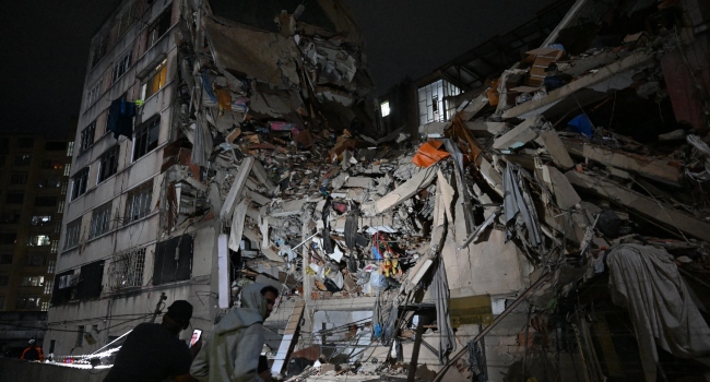 Venezuela Quake Death Toll Rises To 235 As Search For Survivors Continues