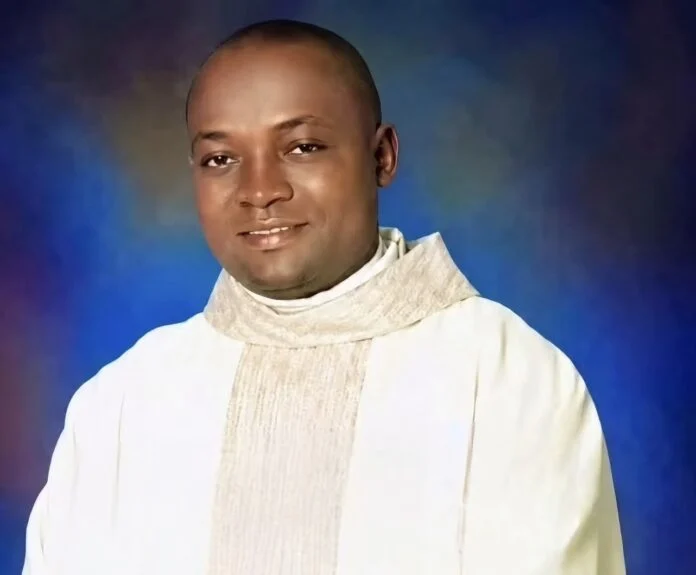 Nigerian priest in US dies by suicide